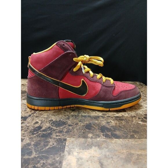 Size 8.5 - Nike SB Dunk High Premium Iron Man 2010 - Picture 4 of 16